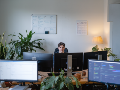Wie sie mit einem supplier‑scoring und dynamischem kreditlinienmodell saisonale lieferengpässe vorhersehen und einkaufsbudgets automatisch anpassen